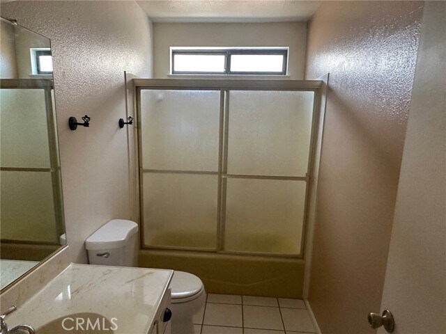 Foto del edificio - 27931 Evergreen Ln