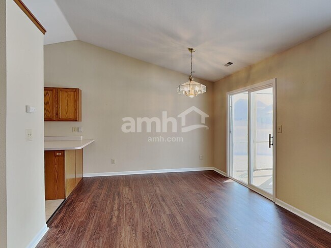 Foto del edificio - 7215 Kidwell Dr