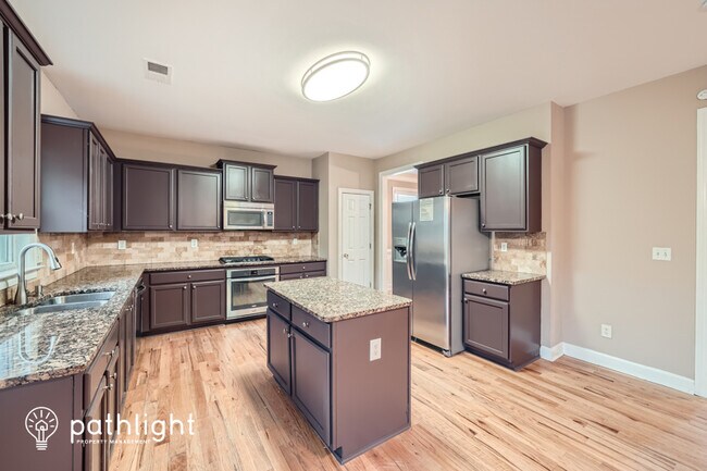 Foto del edificio - 1822 Patterson Mill Way