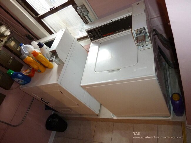 Second floor laundry - 1653 W Superior St