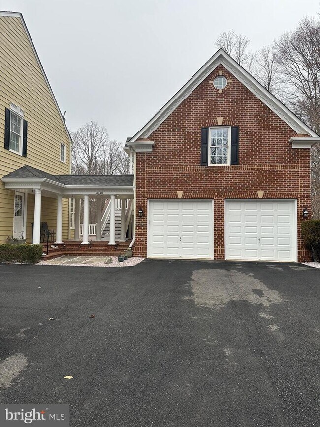Foto del edificio - 9840 Hampton Rd