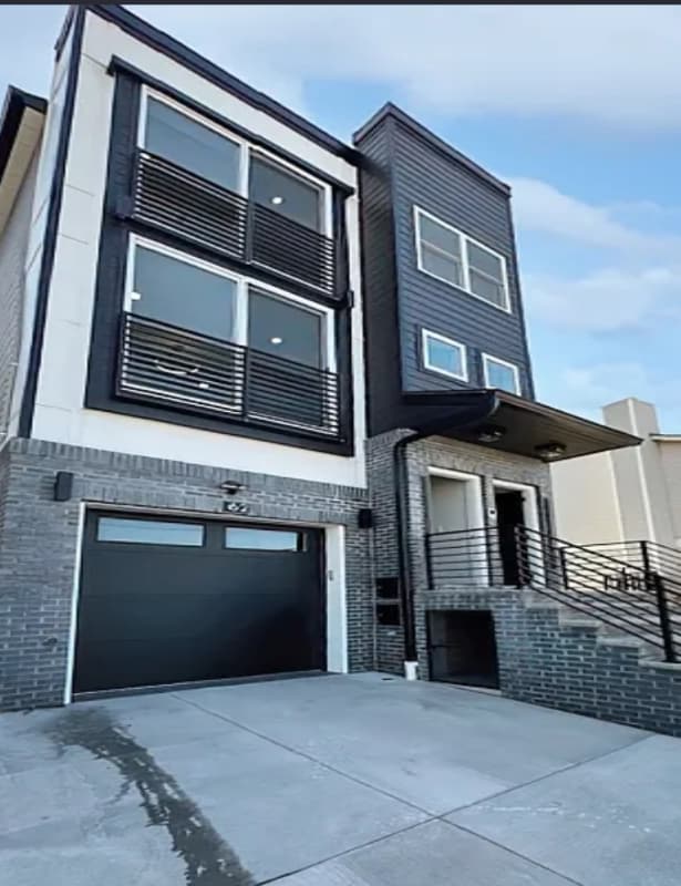 Building Photo - 62 Hillside Ave