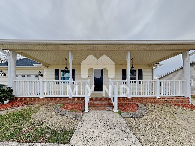 Building Photo - 2629 Castle Hill Rd