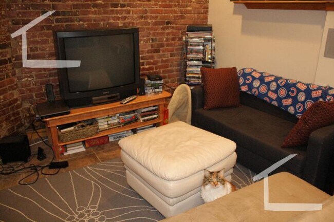 Foto del edificio - BROOKLINE 2BED NO FEE ON BEACON ST