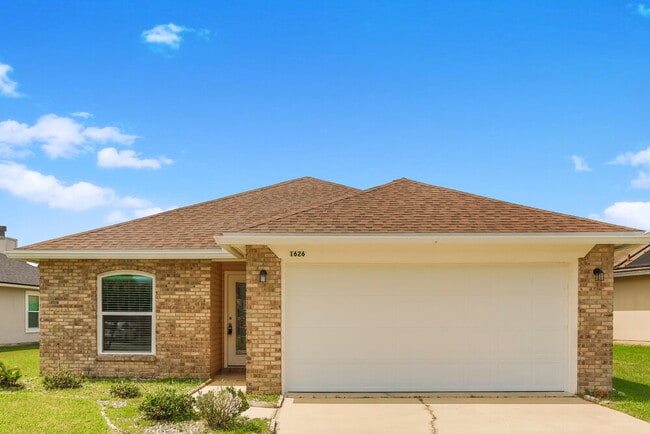 Building Photo - 1626 Sugarpine Drive