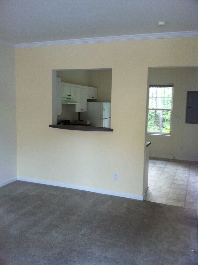 Building Photo - 142 Blue Crest Ln