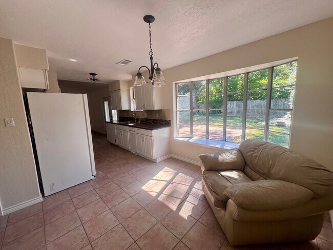 Foto del edificio - 2006 Seagate Ln