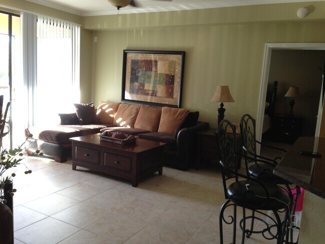Building Photo - 12990 Positano Cir