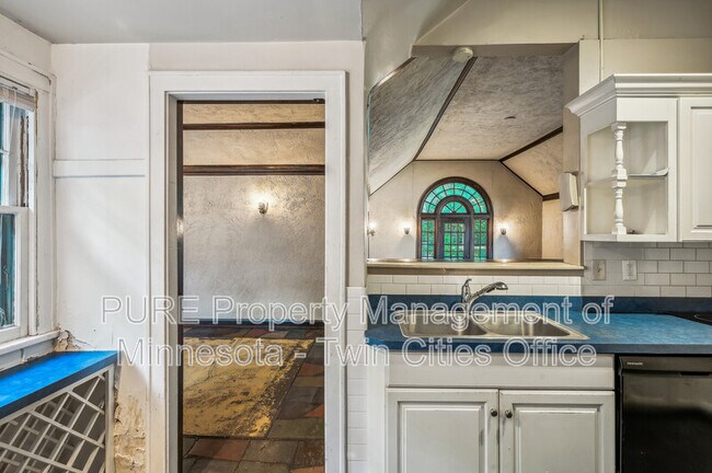 Foto del edificio - 1123 Kenwood Pkwy