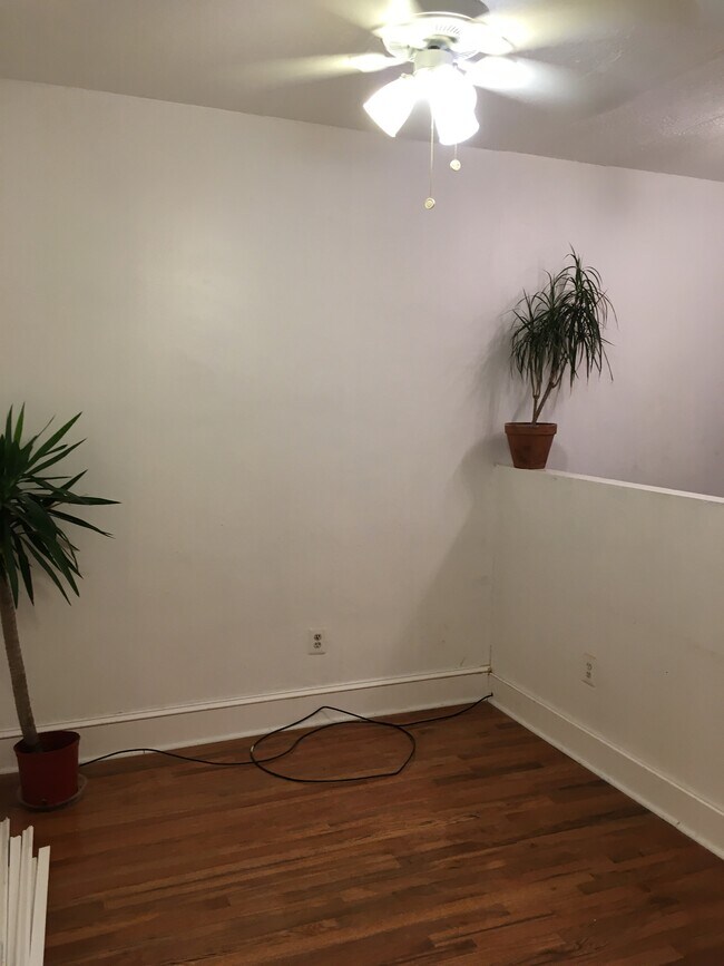 Foto del edificio - 3216 TURNER St