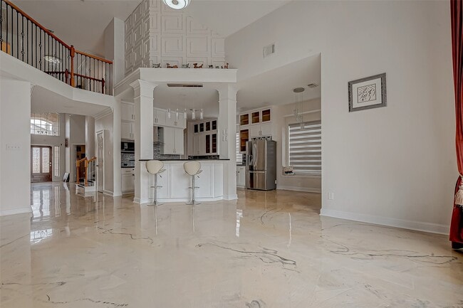 Building Photo - 5014 Mornington Dr