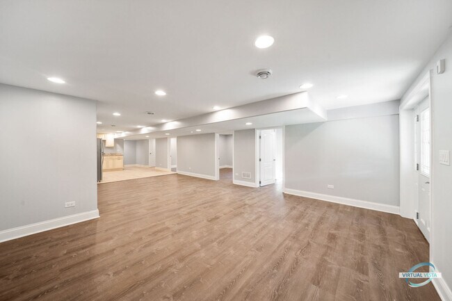 Foto del edificio - 8610 Bard Rd