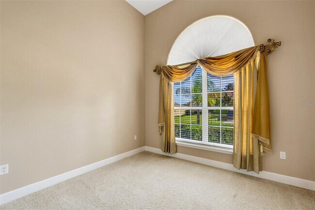 Foto del edificio - 6743 Hillis Dr