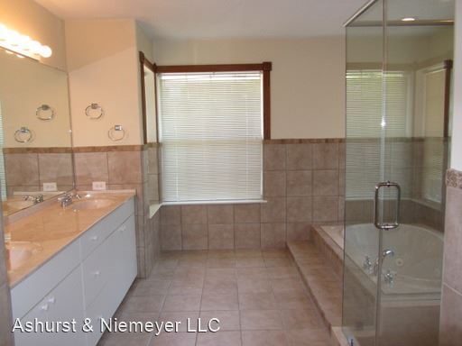 Foto del edificio - 3 br, 2 bath House - 632 Southern Way