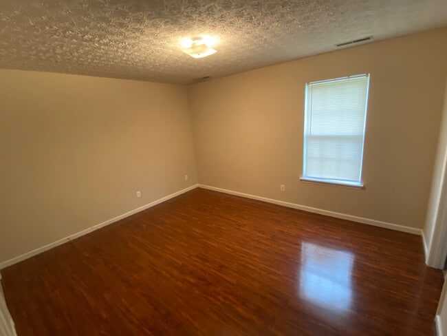 BED 1 - 752 Jennings Ct