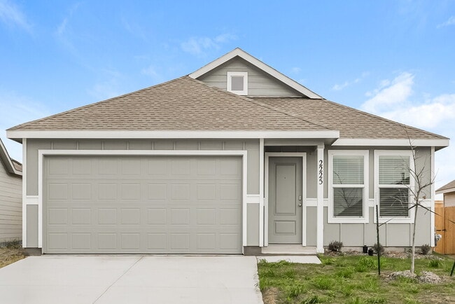 Building Photo - 2225 Crested Saguaro St