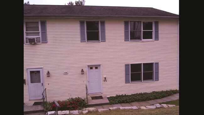Front of House - 105 Osborne Ave