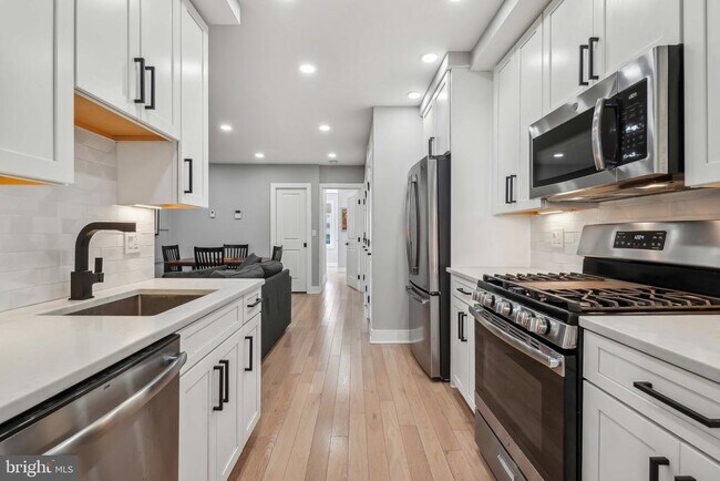 Foto del edificio - 1404 Holbrook St NE