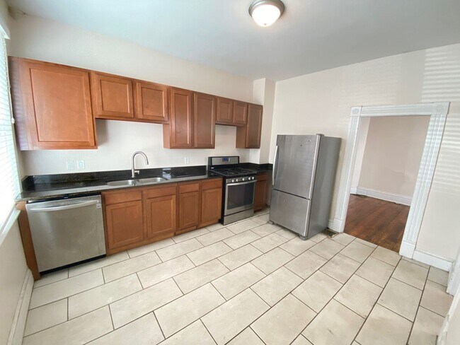 Foto del edificio - 223-225 W 8th Ave