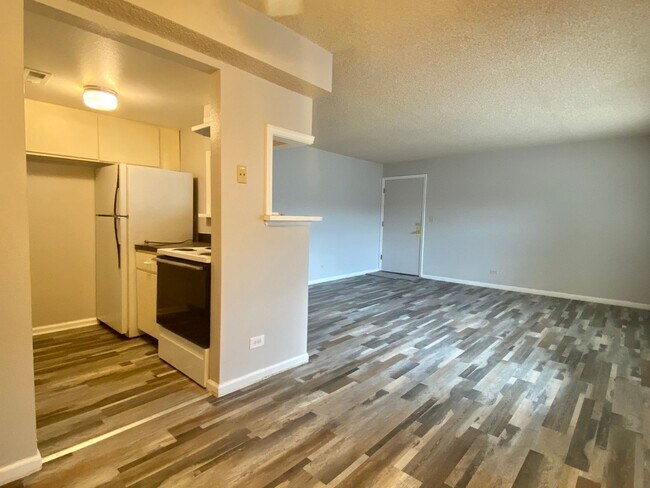 Foto del edificio - 1 Bedroom/ 1 Bath with Easy access to I-25...
