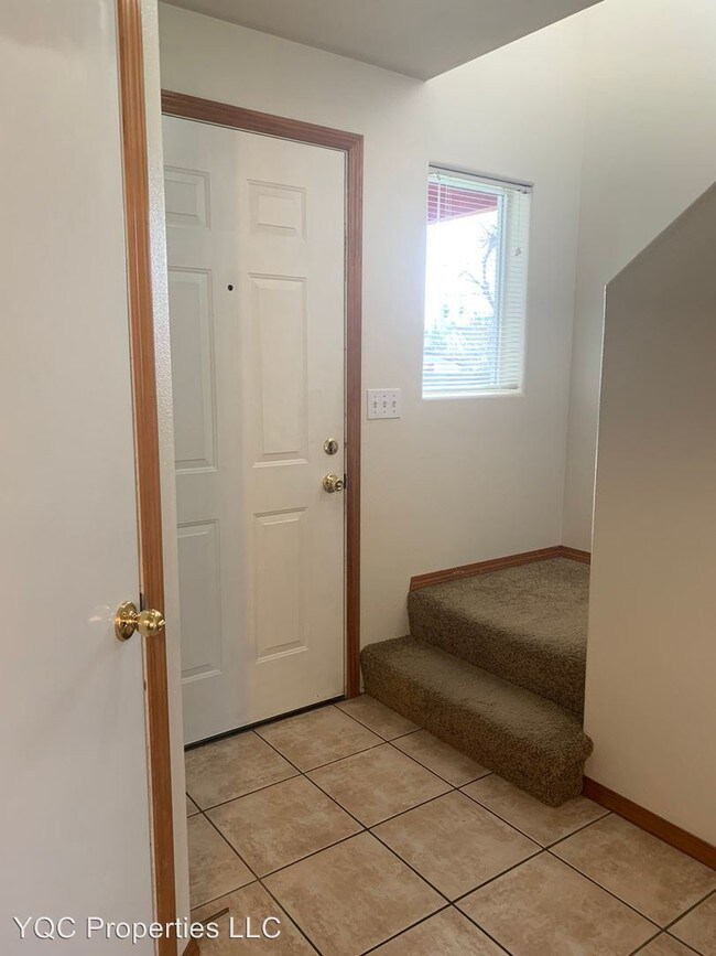 8608 NE Burton Rd, Vancouver, WA 98662 Room for Rent in Vancouver, WA