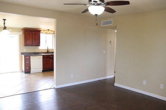 Foto del edificio - Great Price