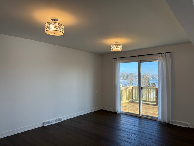 Building Photo - 3506 Moberly Dr