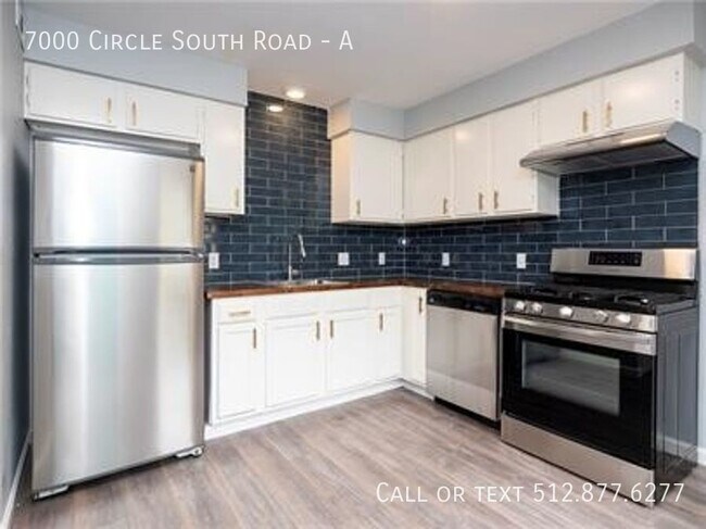 Building Photo - Cozy Duplex in Central Austin