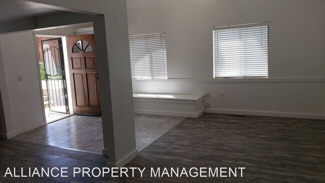 Building Photo - 8090 Park Ave