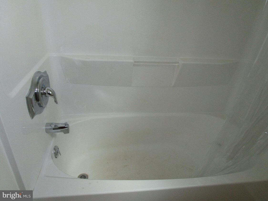 Foto principal - 2201 Pondtown Rd