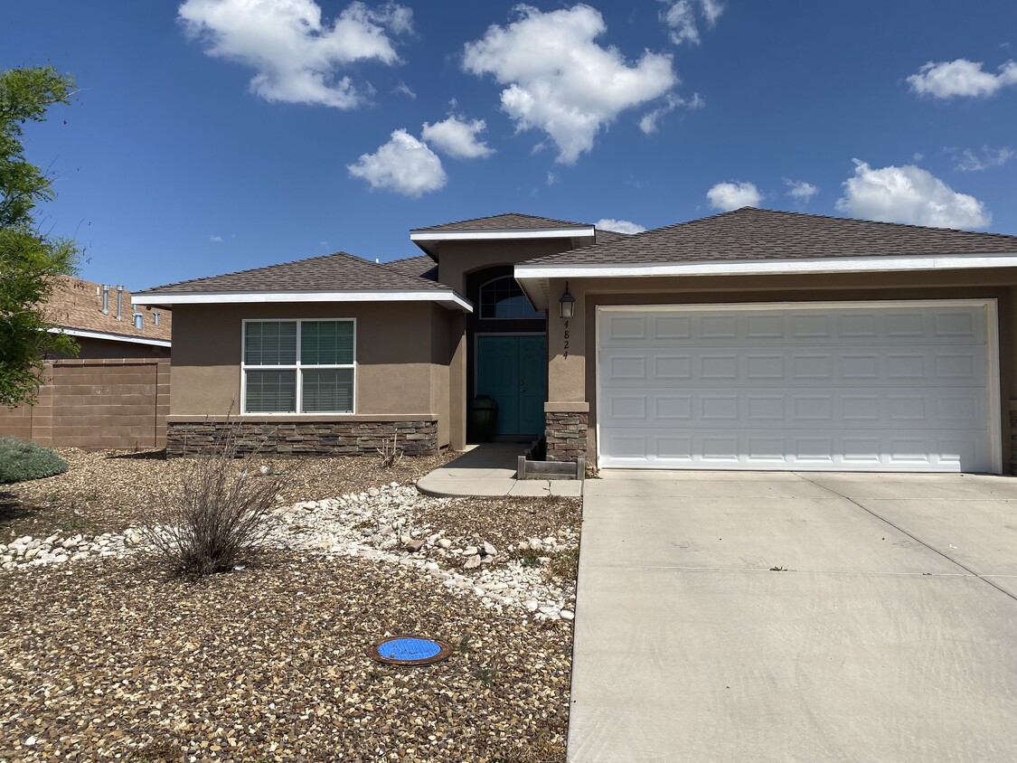 Primary Photo - ***Zia Crossing Home for RENT***
