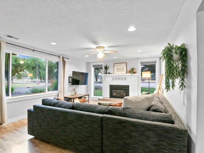 Foto del edificio - 4 Randall St