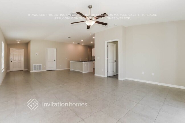 Building Photo - 1545 Blue Rose Dr