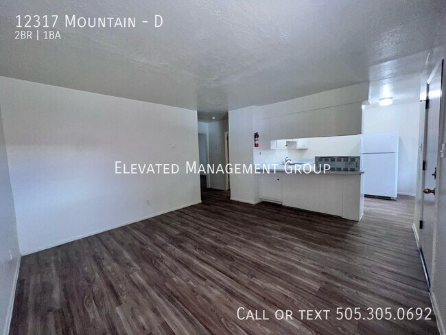 Foto del edificio - 12317 Mountain-D