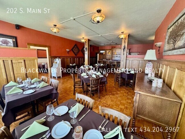 Foto del edificio - 202 S Main St