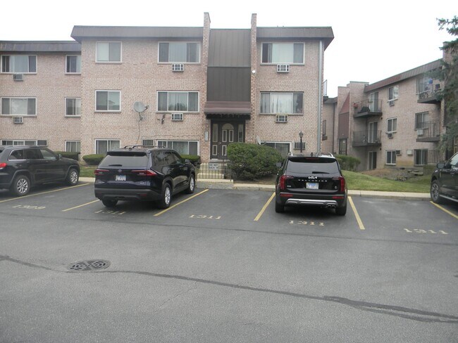 Foto del edificio - 1311 S Sir Galahad Ln