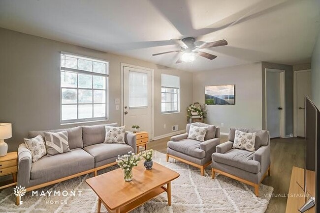 Building Photo - 2116 Terry Ln