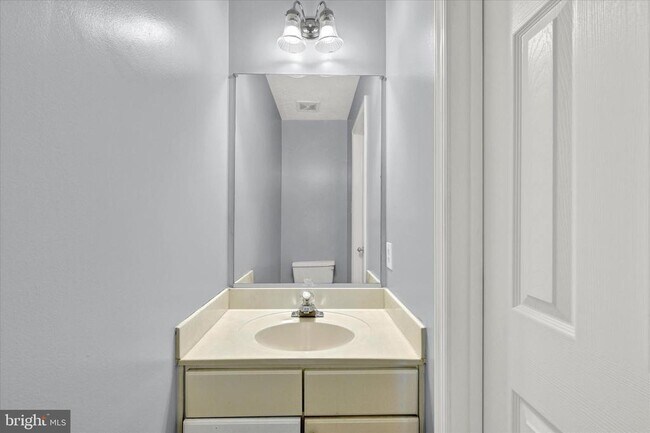 Building Photo - 5417 Castlestone Dr