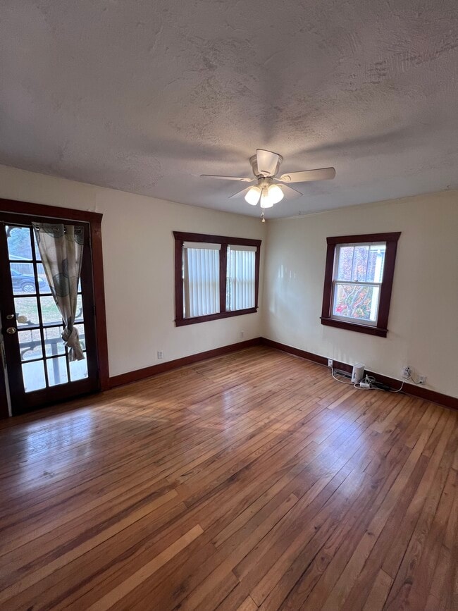 Photo - 5202 Dakota Ave House