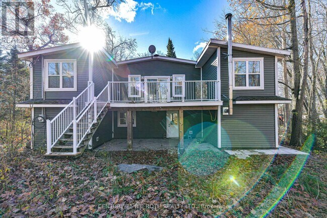 Building Photo - 3541 Shady Ct