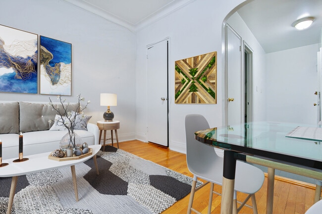 Interior Photo - 156 East 85th Street