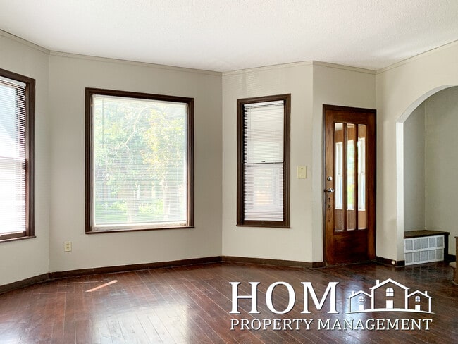 Foto del edificio - 127 Center St