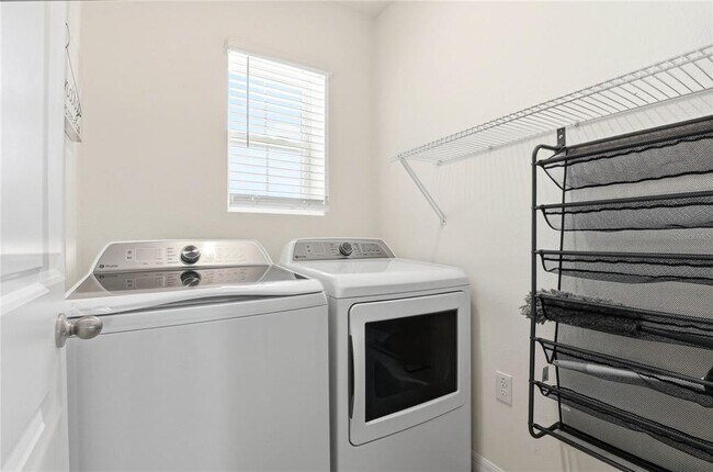 Foto del edificio - 2839 Maiden Grass Isle