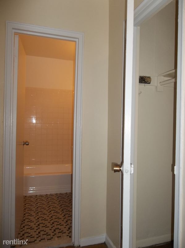 Foto del edificio - 6029 Broadway