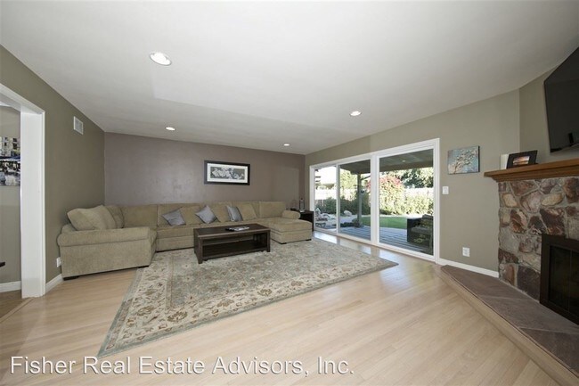 Building Photo - 3 br, 2 bath House - 5525 Trinity Way