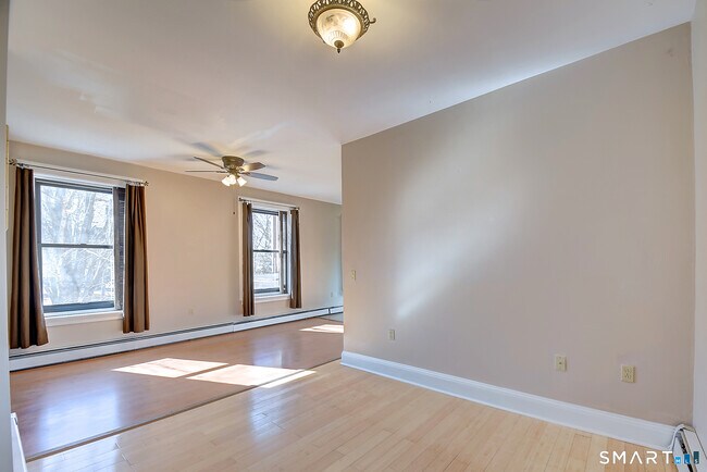 Building Photo - 26 Greene Ave