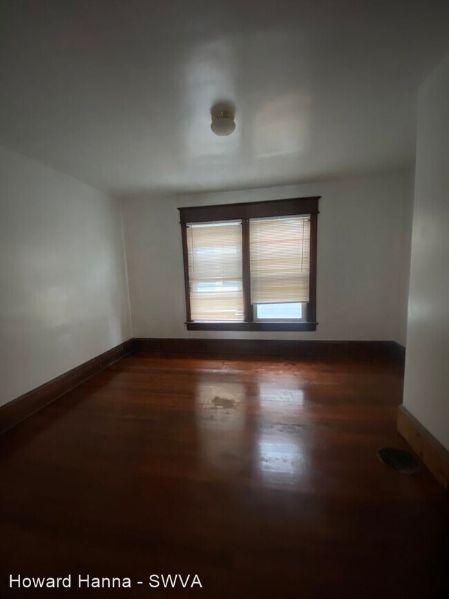 Building Photo - 4 br, 2 bath House - 915 Bullitt Avenue SE