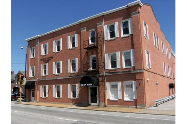 Primary Photo - Brede Tower Apartments North