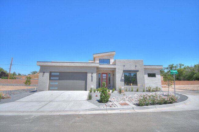 Foto del edificio - Brand New 3bd/2ba Available