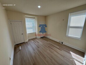 Building Photo - 1238 W Lehigh Ave